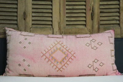 Sabra Kussen uit Marokko roze 100cm x 50cm incl vulling nr. 80205